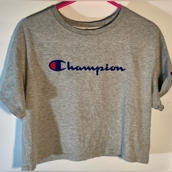 CHAMPION CLASSIC TEE WITH CHAMPION LOGO SIZE MEDIUM - Picture 1 of 4